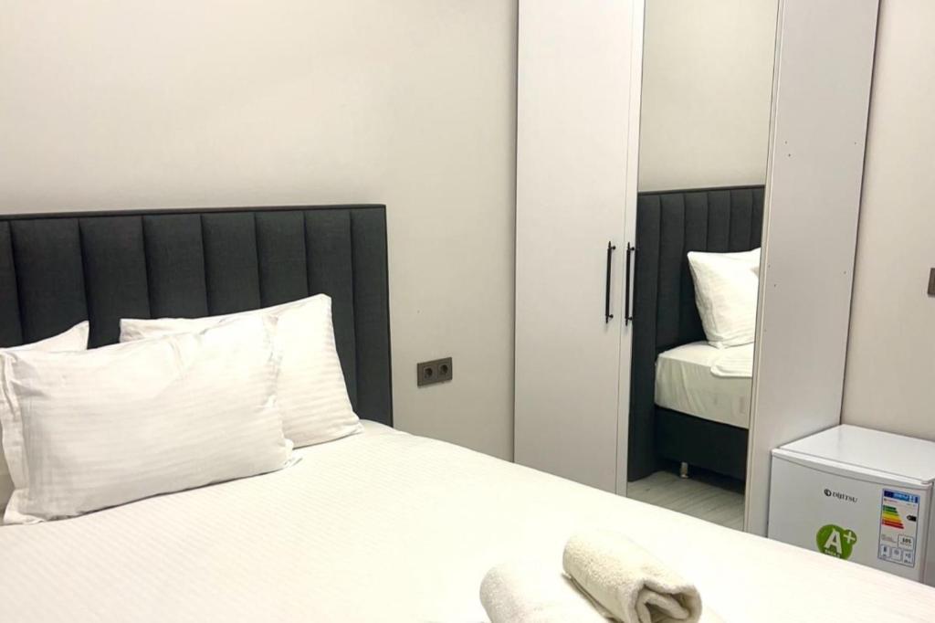 Taksim Leon's Hotel - Budget Double Room