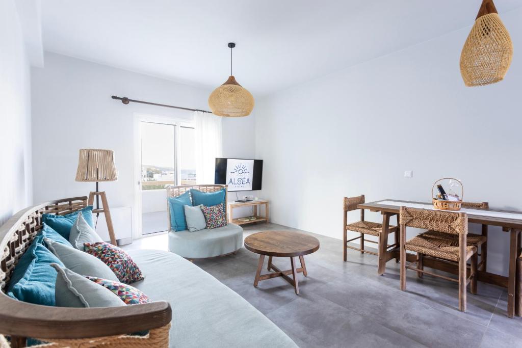 Posezení v ubytování Alsea Seafront Apartments in Agia Pelagia Kythera