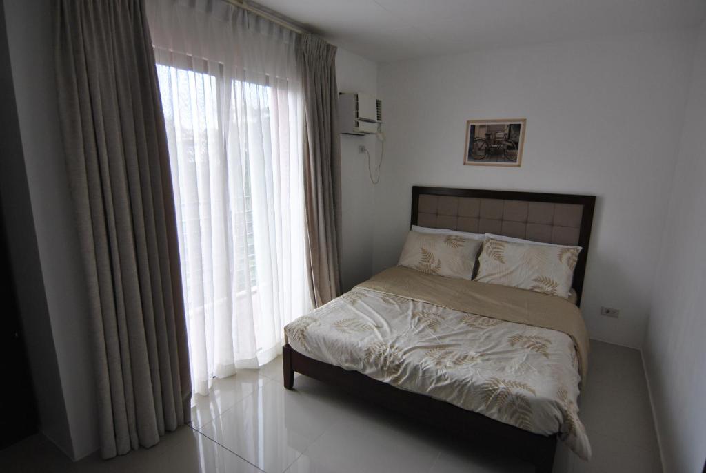 The Uptown Place Condominium - Appartement D'une Chambre