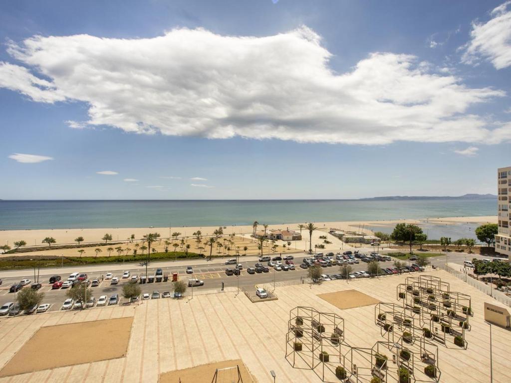 Appartement 2 Chambres avec Climatisation près de la Plage