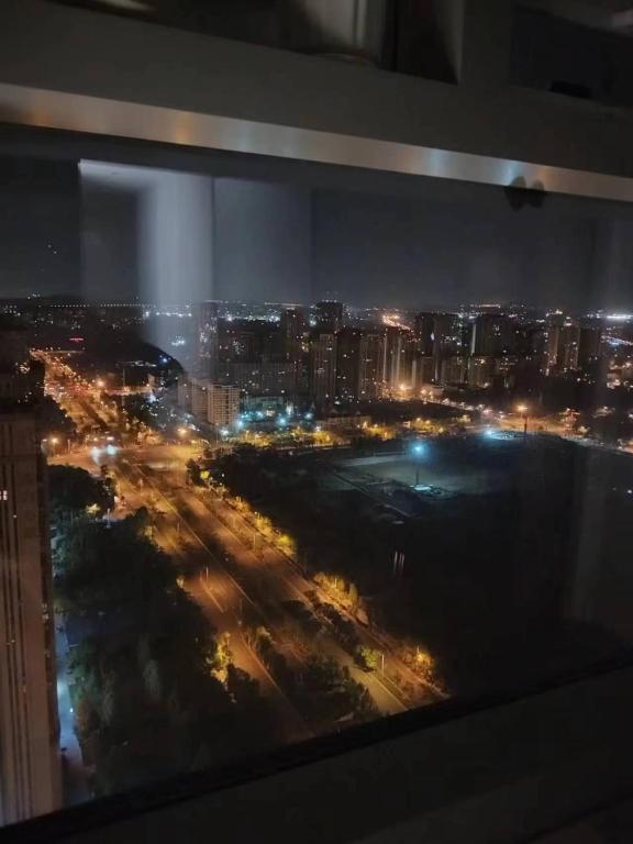 Vista generica su Kunming o vista sulla città dall'interno dell'aparthotel