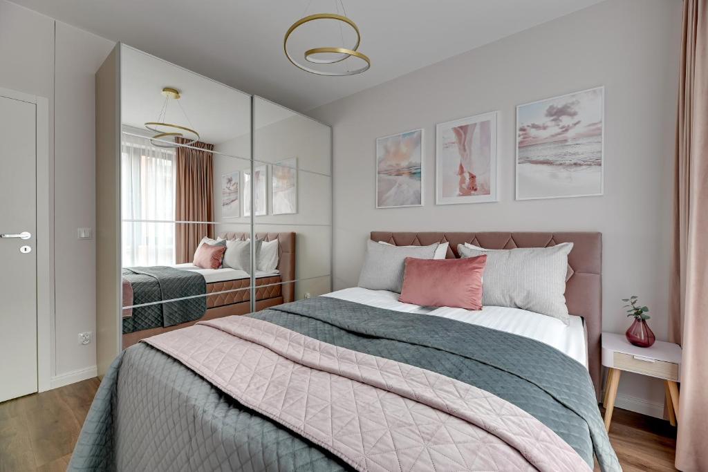 Gdańsk Old Town Scala F suites with Parking by Lion Apartments - 19