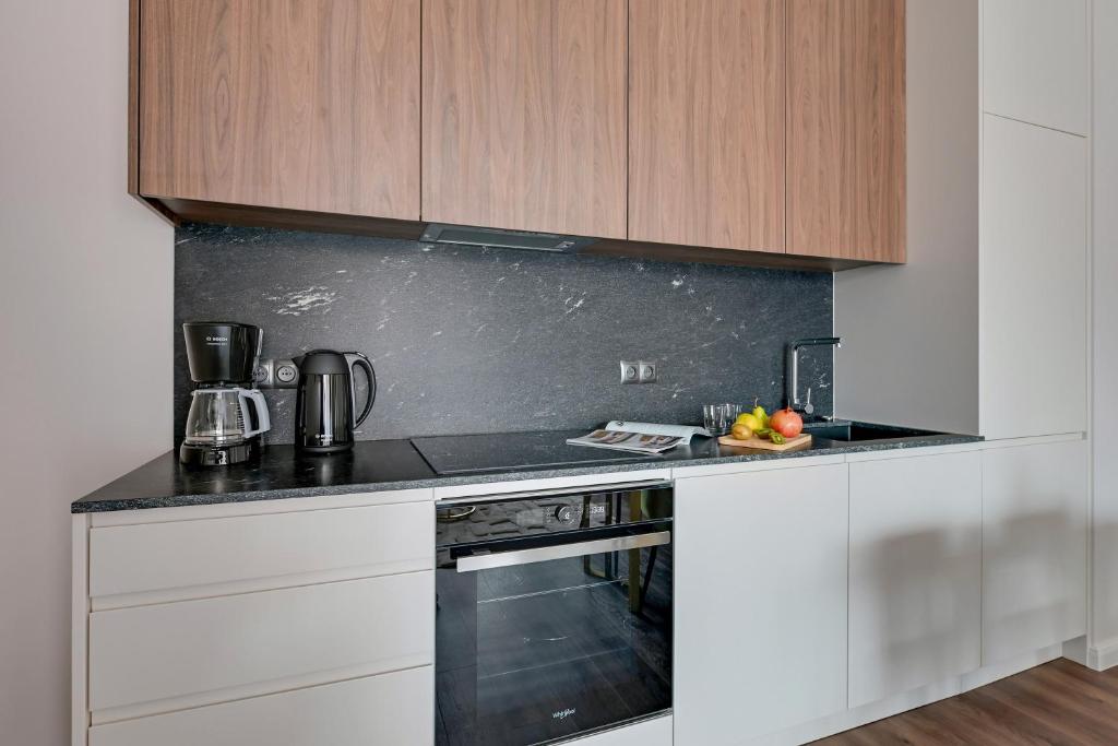 Gdańsk Old Town Scala F suites with Parking by Lion Apartments - 17