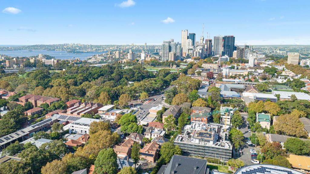 Nespecifikovaný výhled na destinaci Sydney nebo výhled na město při pohledu z chaty