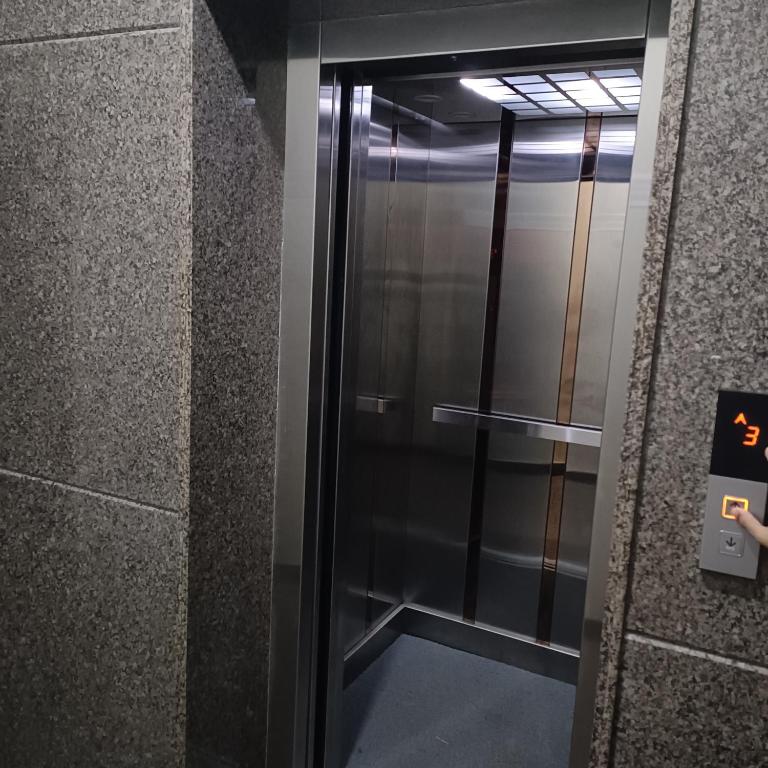 Koupelna v ubytování Sukrithi Premium Serviced Apartment - F2