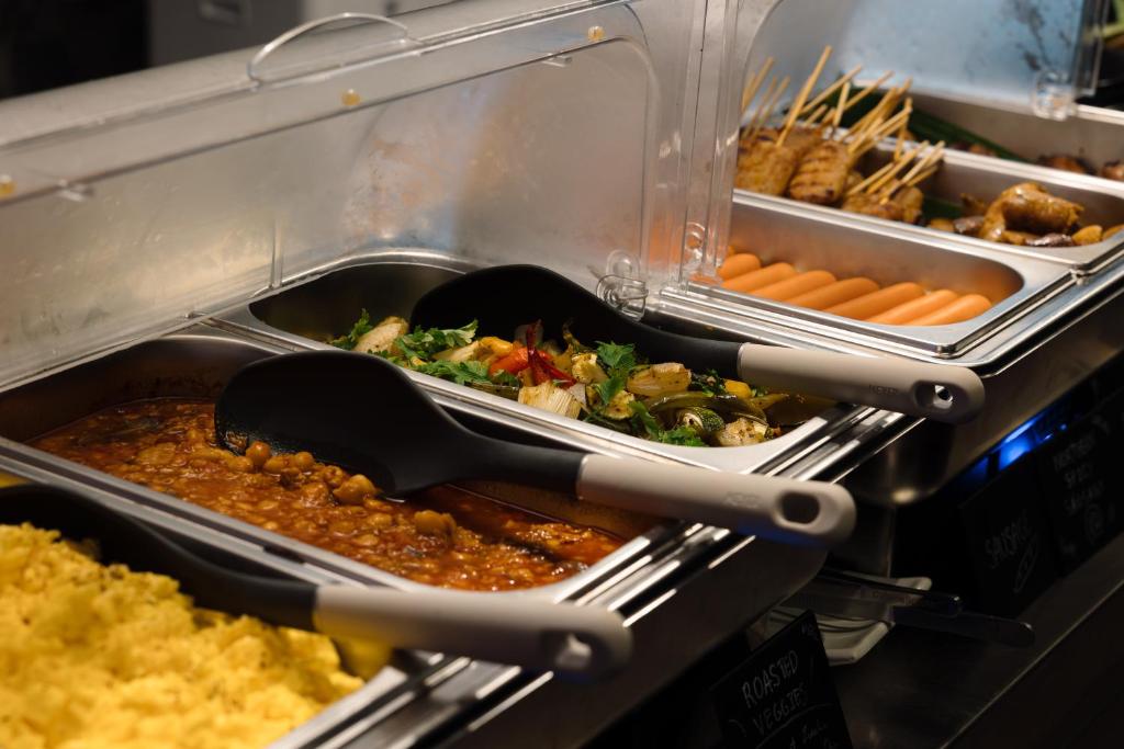 POR Thapae Gate - Resim 16