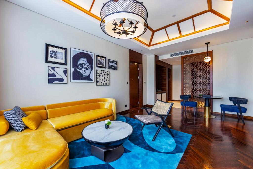 Posezení v ubytování Fondney Hotel Shanghai NECC Hongqiao Airport T2