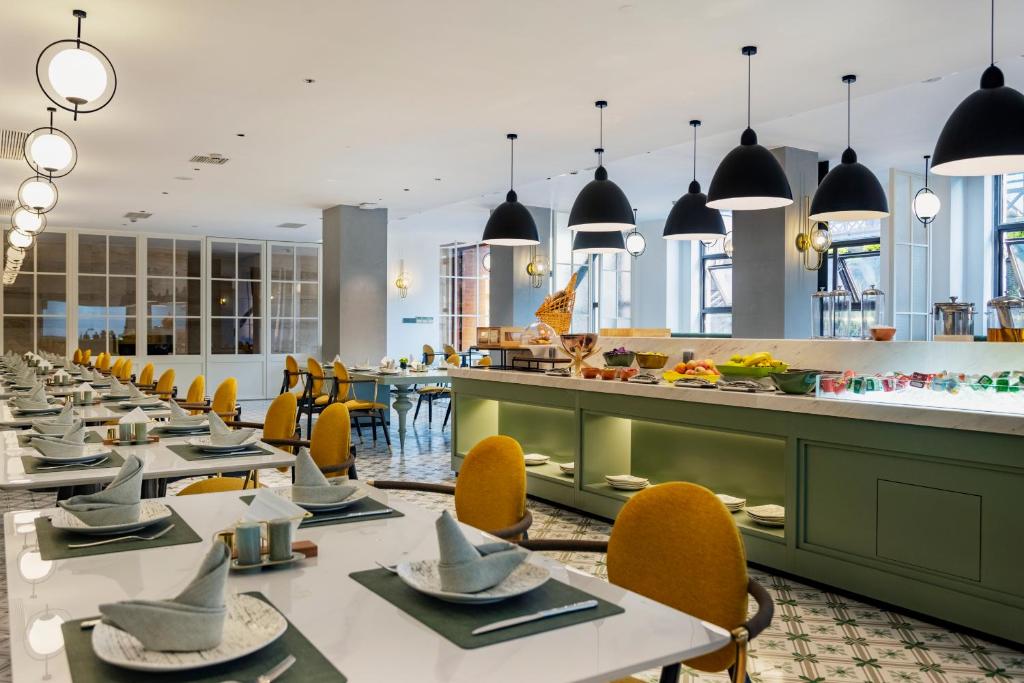 Restaurace v ubytování Fondney Hotel Shanghai NECC Hongqiao Airport T2