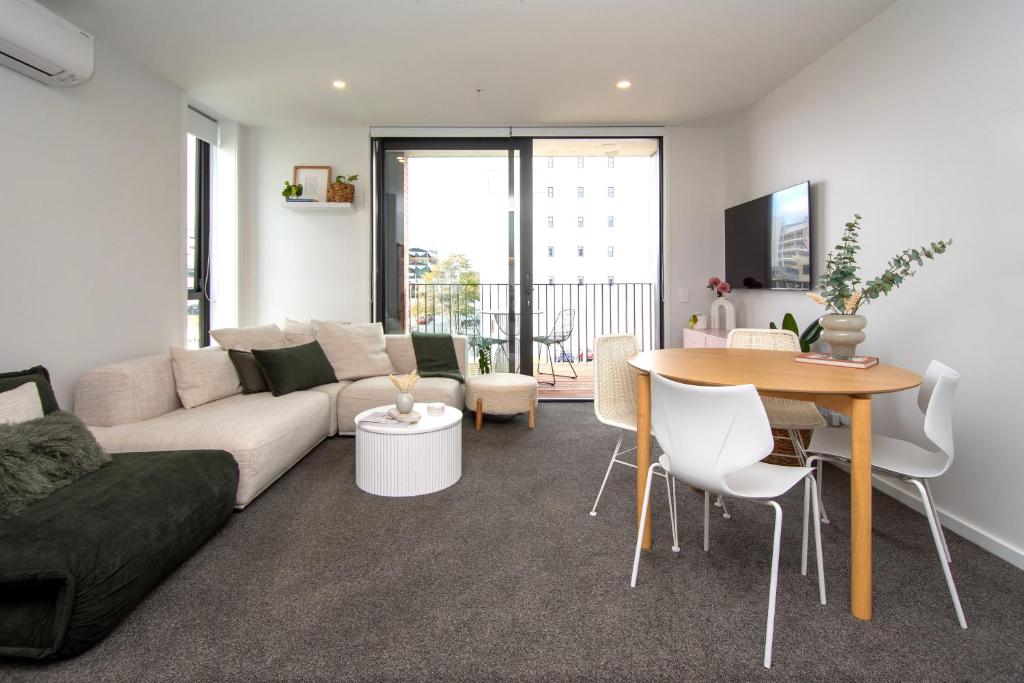 2 Bed Central City - Resim 4