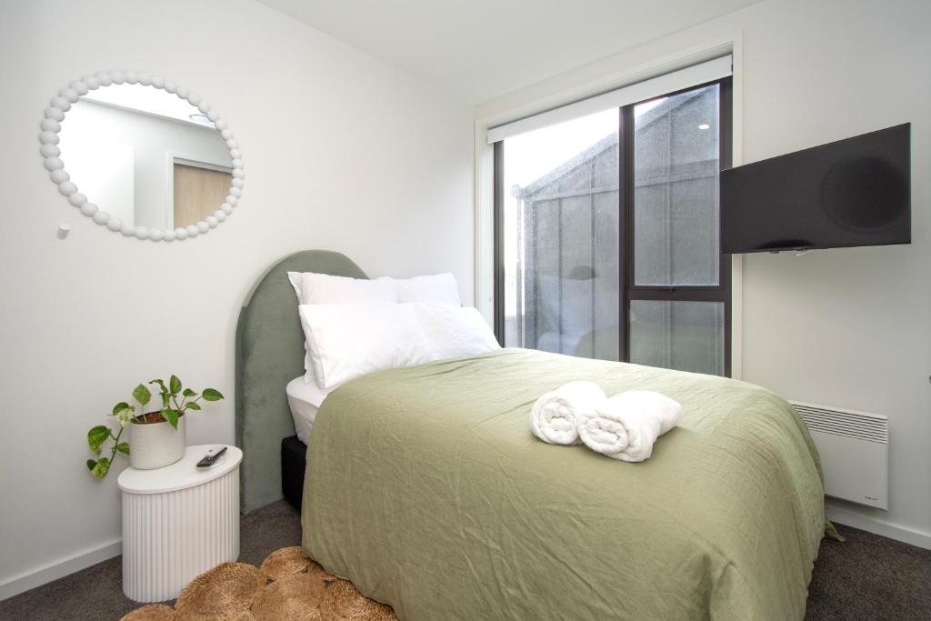 2 Bed Central City - Resim 16