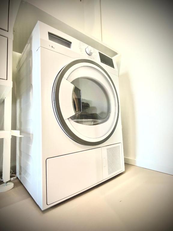 WATERFRONT - Urbane Eleganz am Bachufer - 12