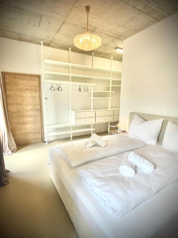 WATERFRONT - Urbane Eleganz am Bachufer - 14