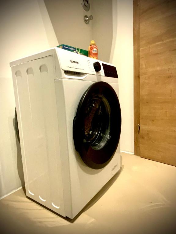 WATERFRONT - Urbane Eleganz am Bachufer - 18