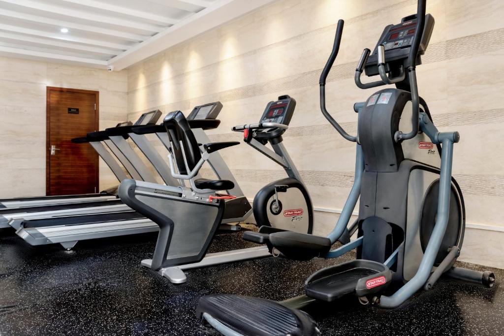 Fitness centrum a/nebo fitness zařízení v ubytování Fondney Hotel Shanghai NECC Hongqiao Airport T2