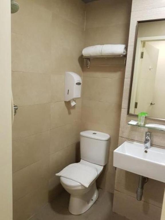 Koupelna v ubytování Value Hotel Thomson
