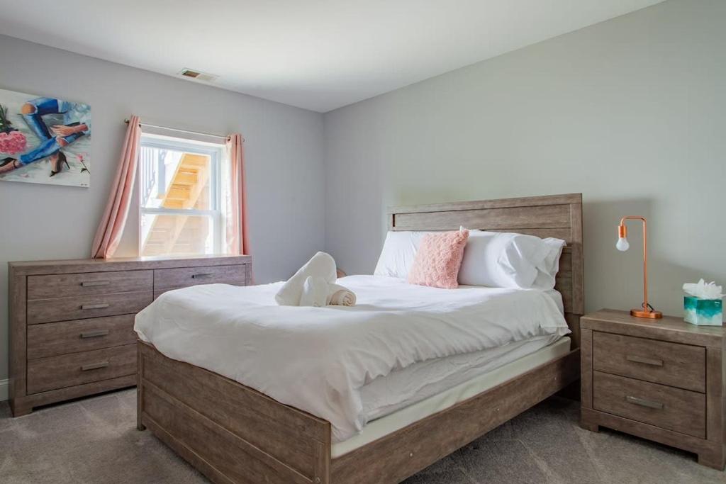 Kuvagallerian kuva majoituspaikasta A Homestay in One of DC's Best Neighborhoods 4-Bedroom Petworth Townhome, joka sijaitsee Washingtonissa