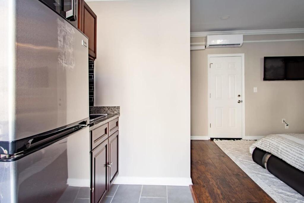 Gallery image of Little Home in Little Italy Near Inner Harbor Studio in Baltimore