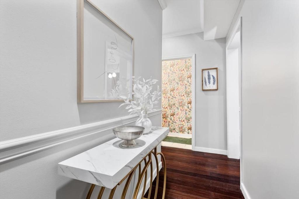 Φωτογραφία από το άλμπουμ του Exceptional 4-BR Homestay near Rock Creek Park στην Ουάσινγκτον