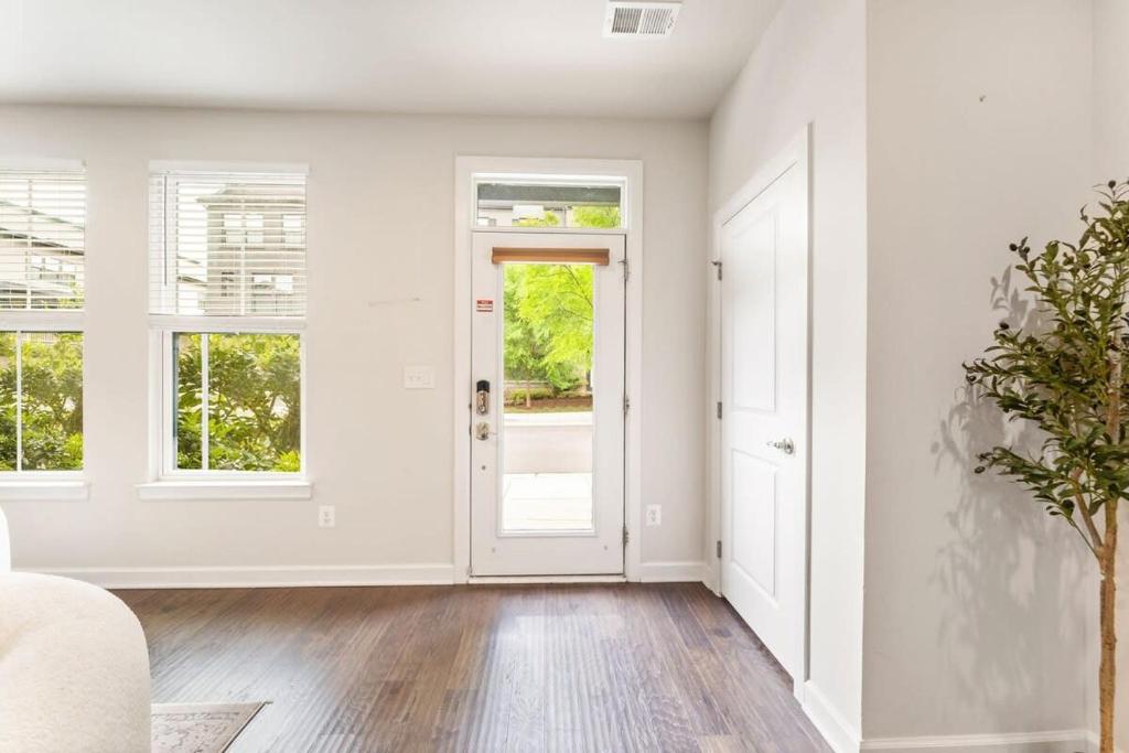 صورة لـ Ashburn 4-BR Homestay Close to Dulles & METRO في Brambleton