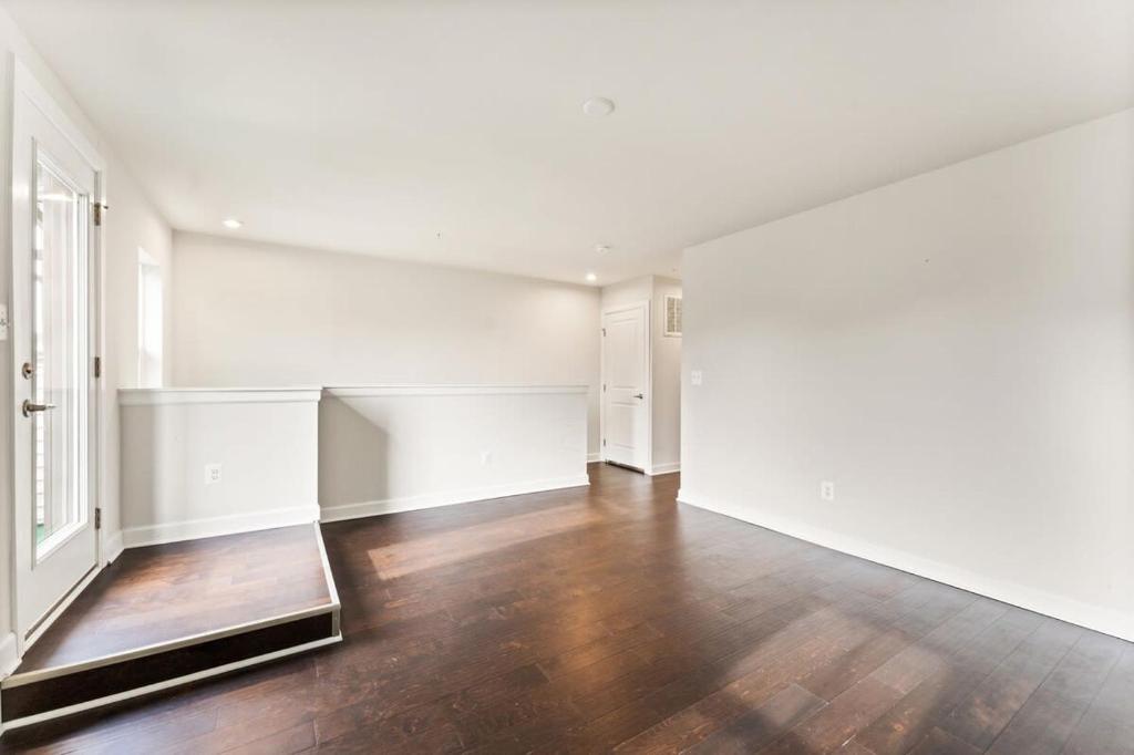 صورة لـ Ashburn 4-BR Homestay Close to Dulles & METRO في Brambleton