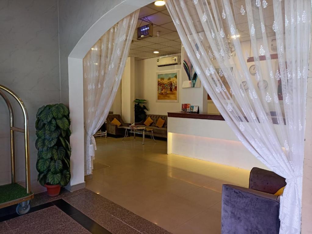 Posezení v ubytování Savoy Inn Hotel Apartments