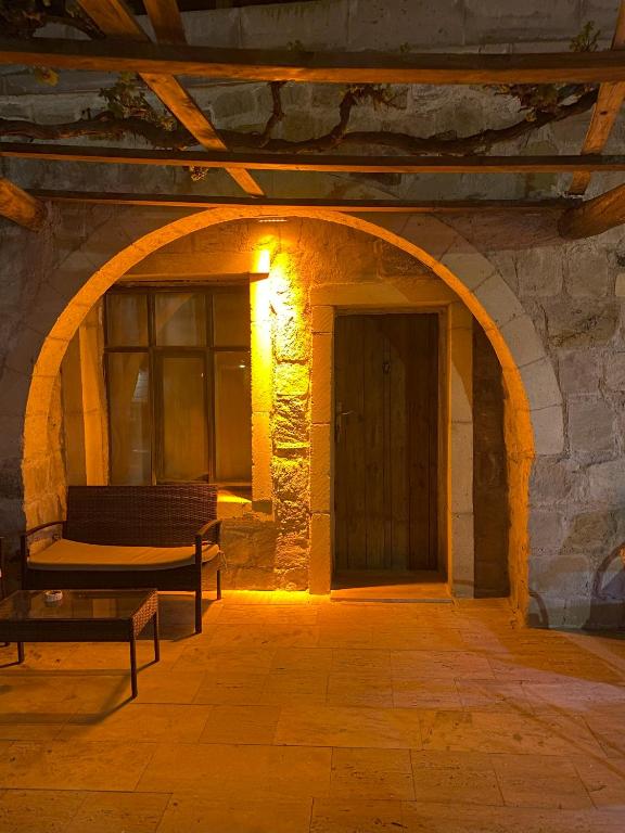 Seven Rock Cave Hotel - 6