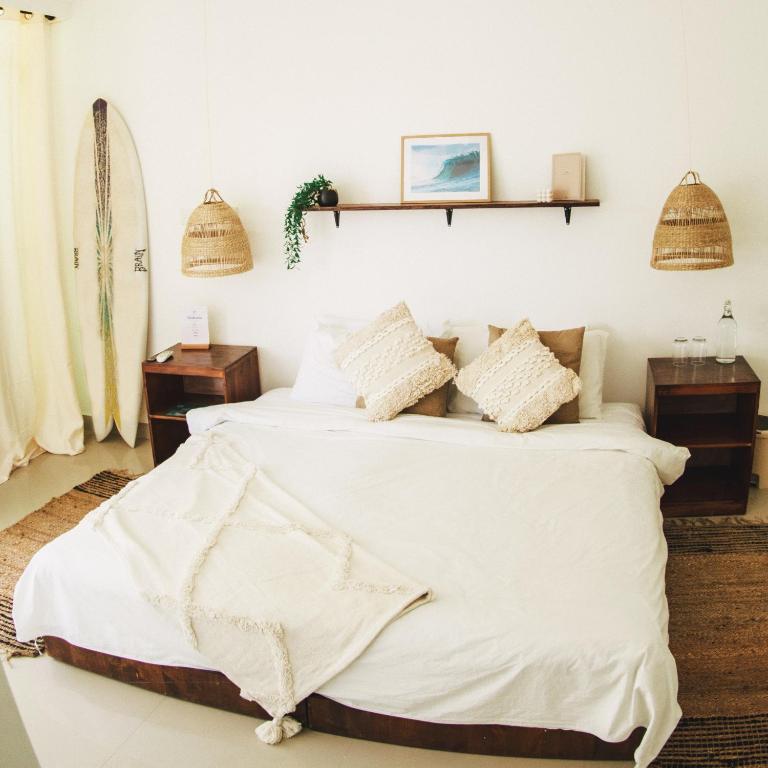 TWIN PALMS 'Surfhouse' - 15