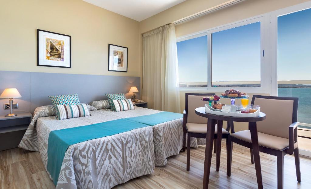 Hotel Izán Cavanna, La Manga del Mar Menor – Bijgewerkte ...