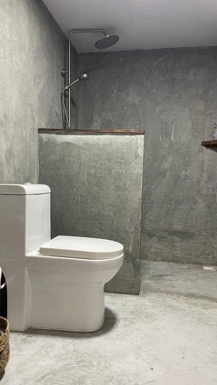 TWIN PALMS 'Surfhouse' - 5