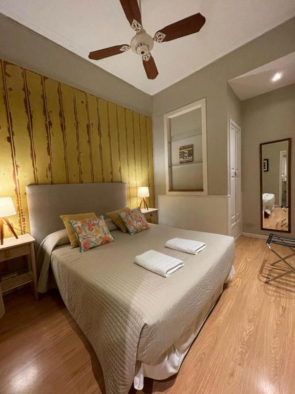 Casa Consell Apartments - 9