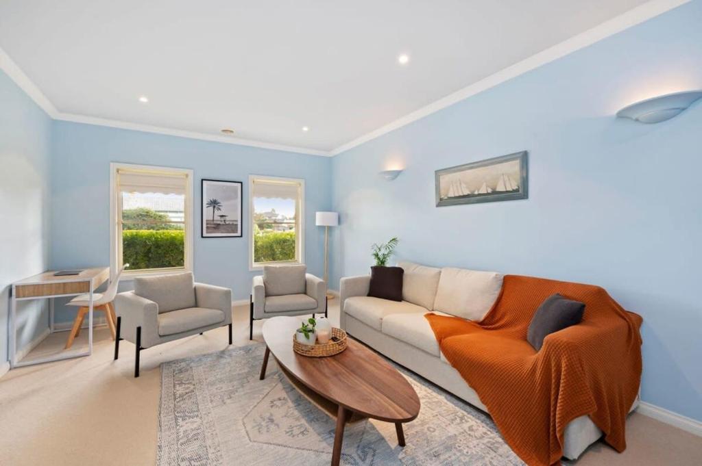 Χώρος καθιστικού στο Villa Avisa 5 minutes to the beach