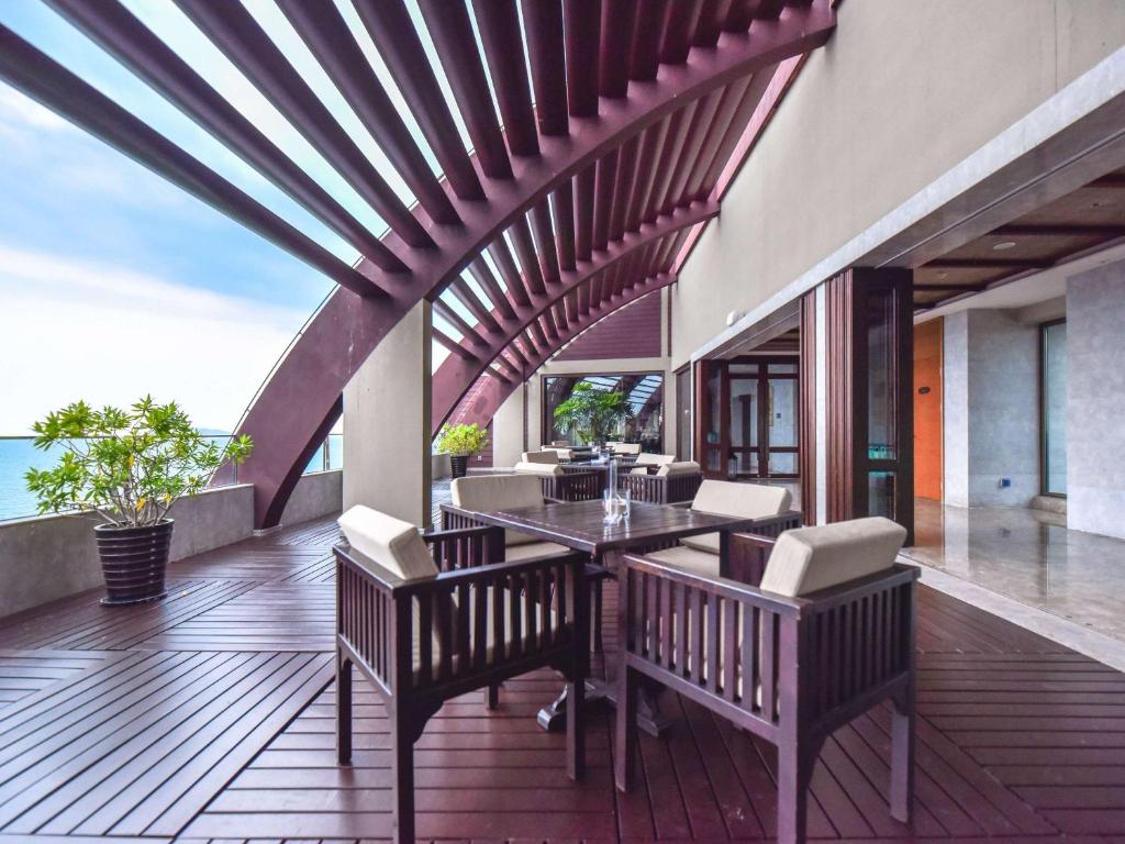 Posezení v ubytování Pullman Oceanview Sanya Bay Resort & Spa