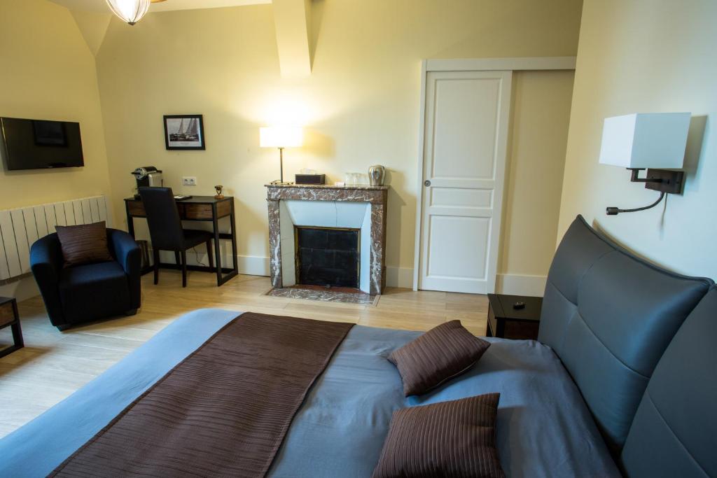 Château de la Folie - Deluxe Double Room With Bath