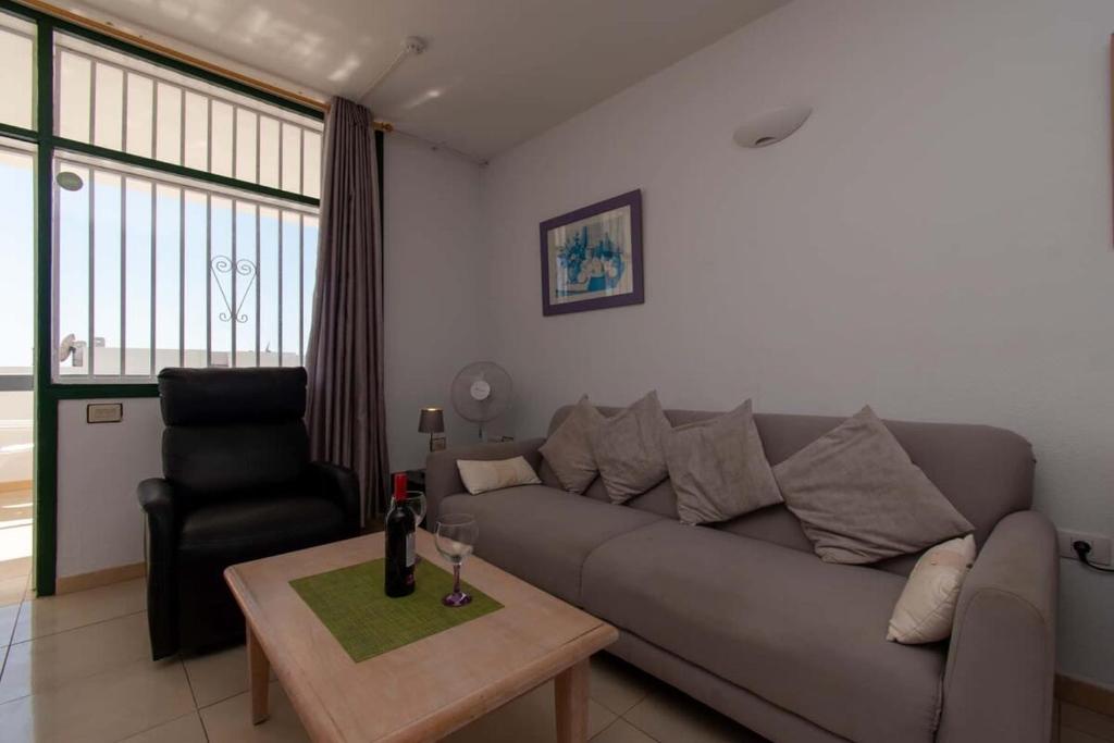 Posezení v ubytování Azahara Playa 46 - One Bed