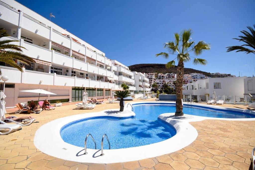 Bazén v ubytování Azahara Playa 46 - One Bed nebo v jeho okolí