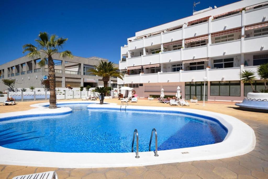 Bazén v ubytování Azahara Playa 46 - One Bed nebo v jeho okolí