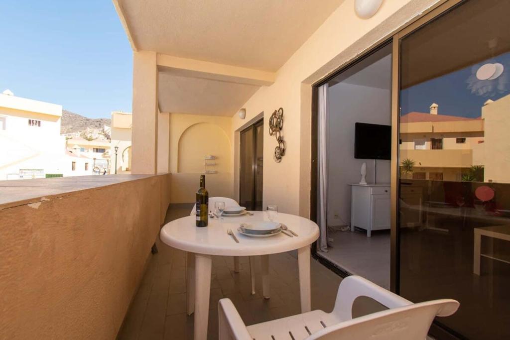 A balcony or terrace at Mare Verde 95 - One Bed