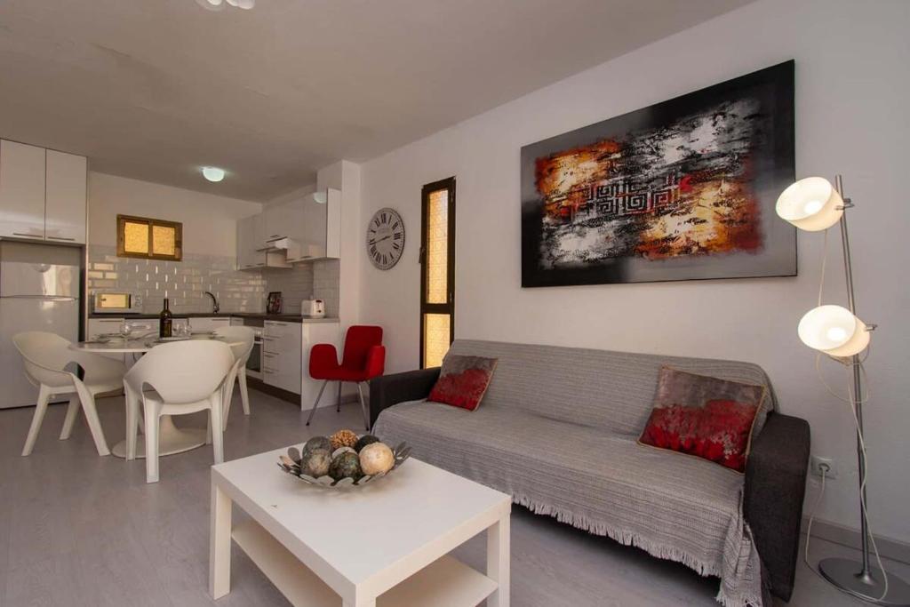 A seating area at Mare Verde 95 - One Bed