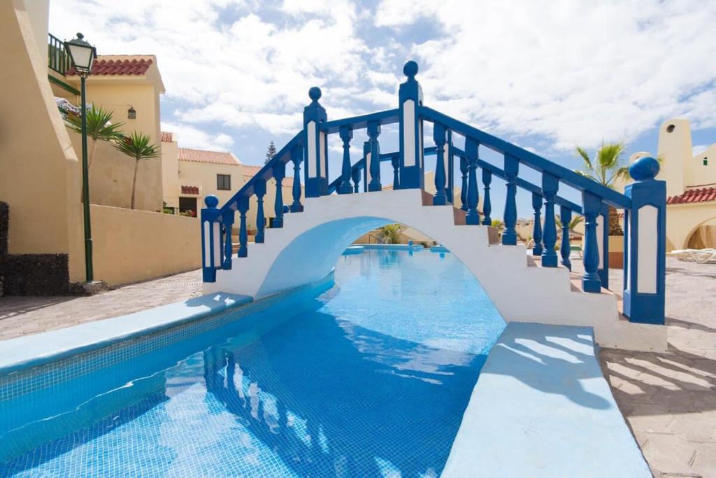 The swimming pool at or close to Mare Verde 95 - One Bed