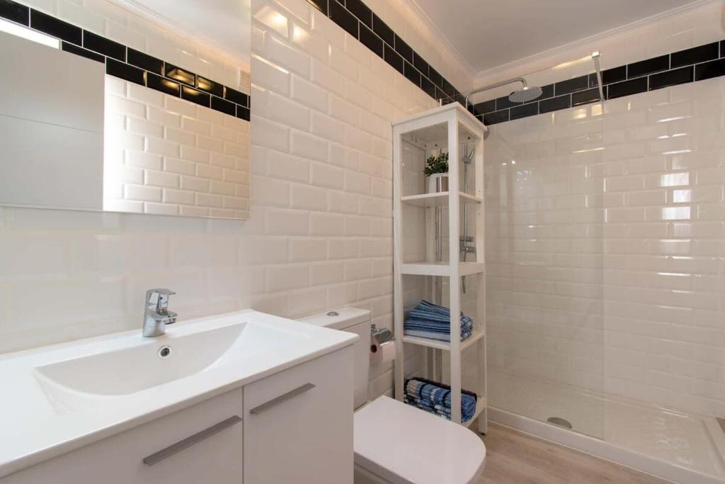 Kúpeľňa v ubytovaní Mare Verde 6 - Two Bed