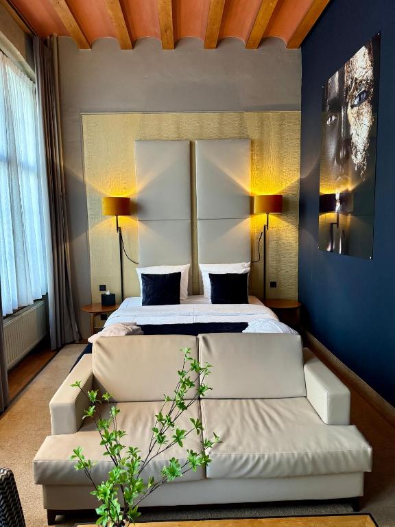 
Grand Deluxe Double Room
