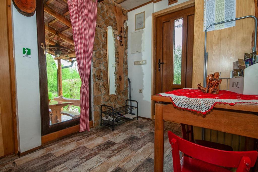 Fotografie z fotogalerie ubytování Holiday Home David v destinaci Slunj