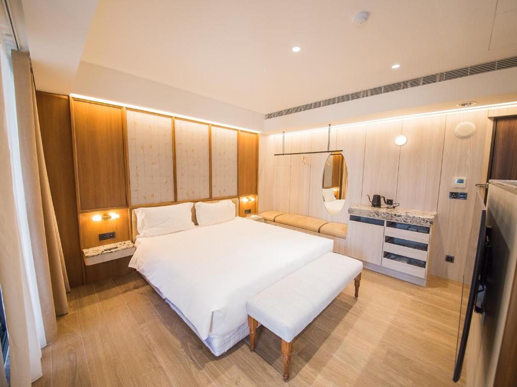 Kuchyň nebo kuchyňský kout v ubytování Hôtel de Ľeau