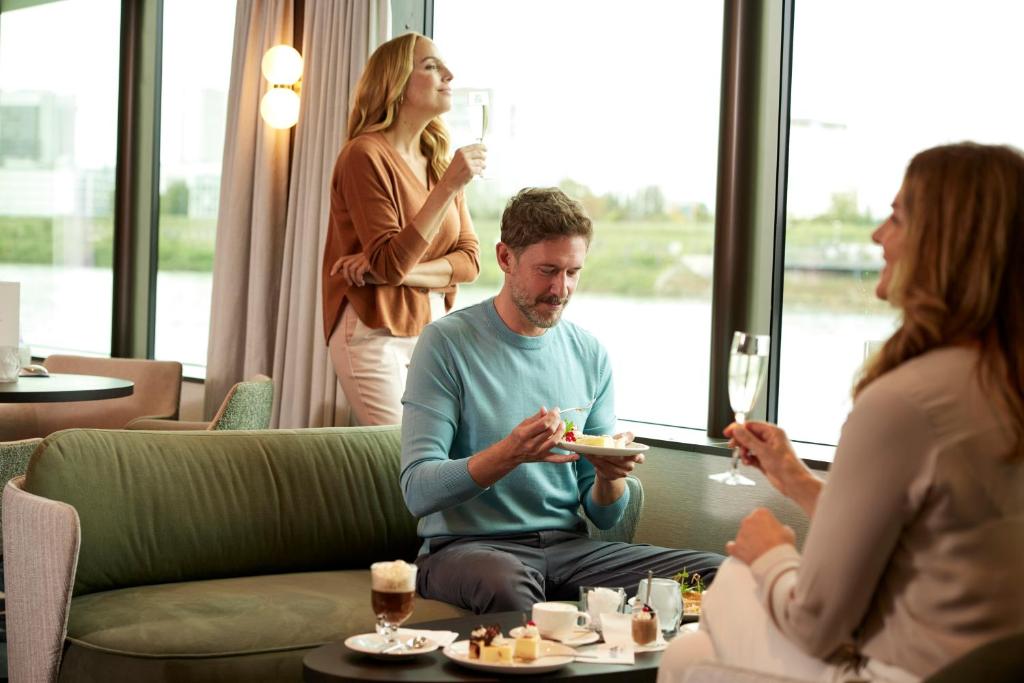 VIVA RIVERSIDE Altstadt Düsseldorf - Resim 12