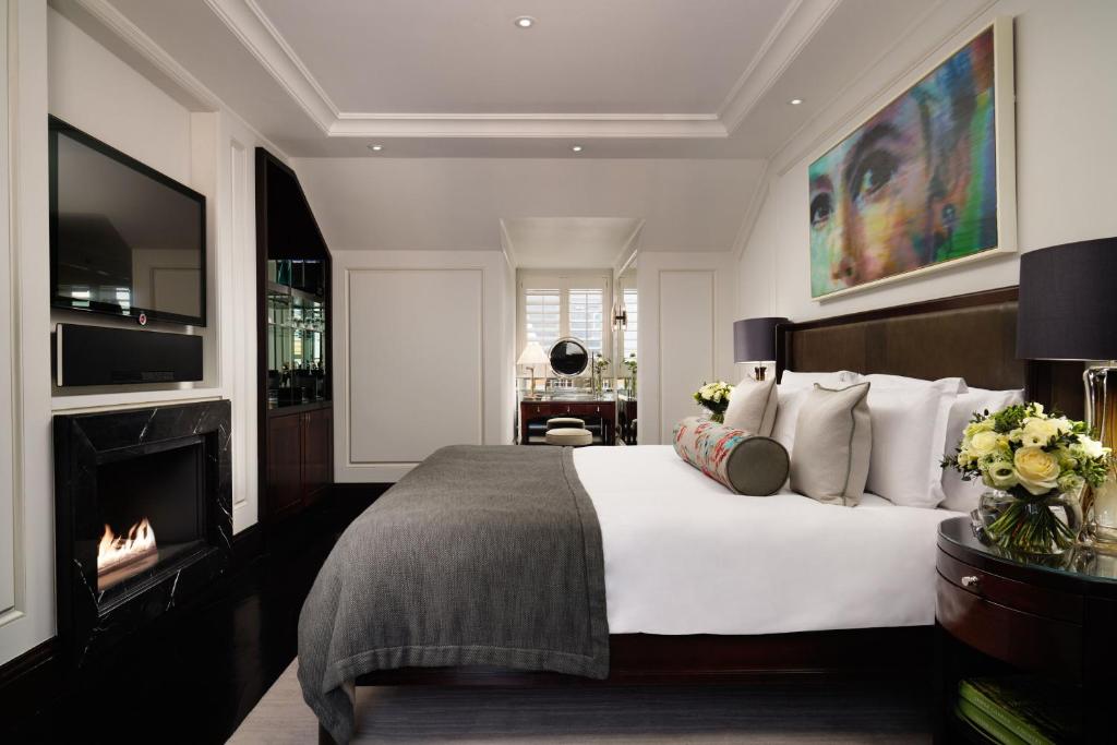 
The Actor's Penthouse
