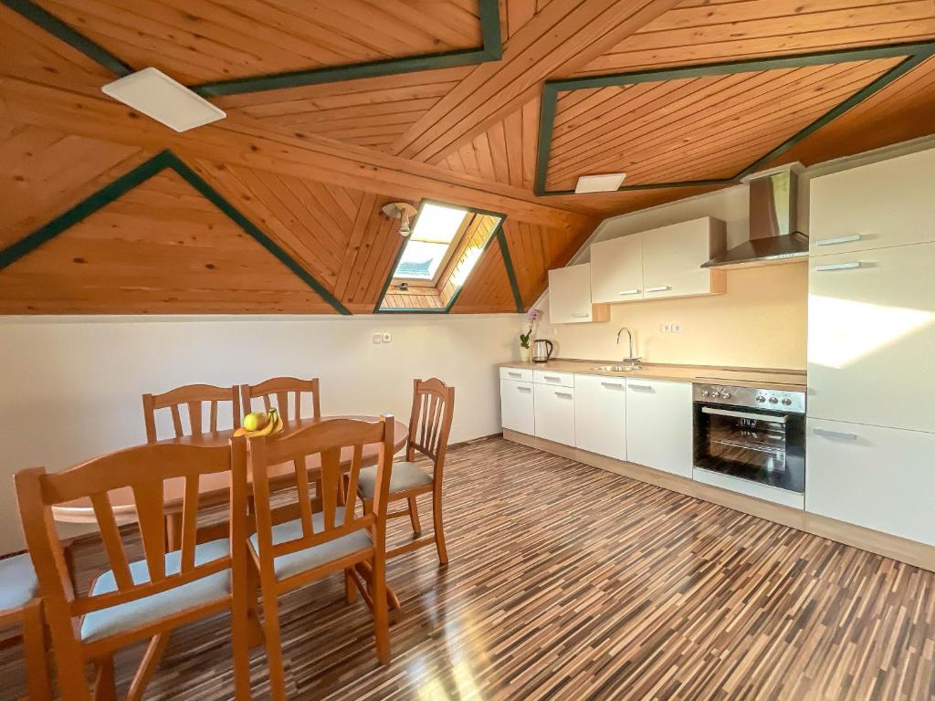 Kuchyň nebo kuchyňský kout v ubytování Apartment Zupan