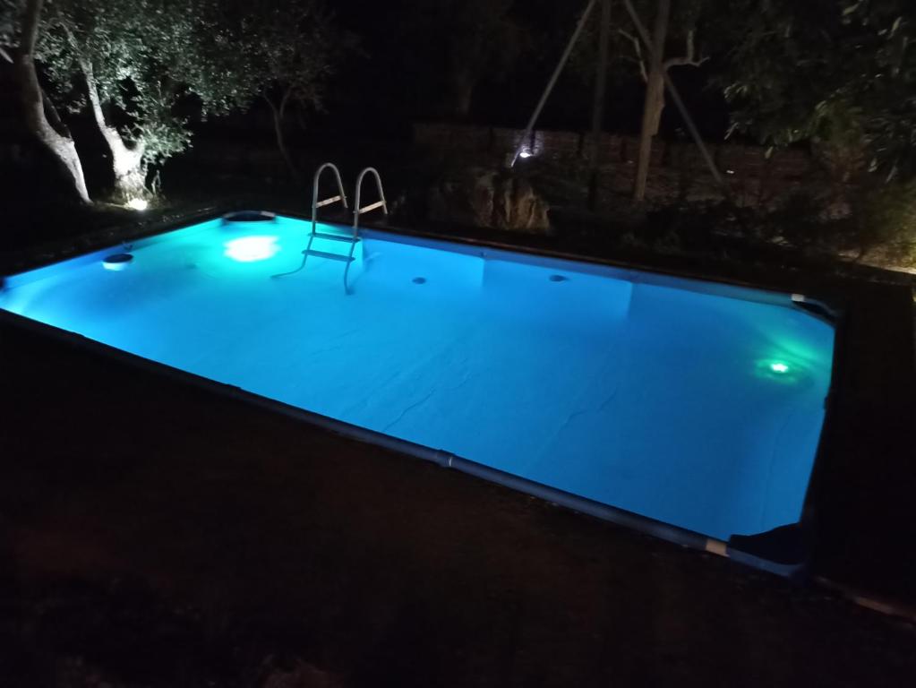 Bazén v ubytovaní B&B La casa degli artisti alebo v jeho blízkosti