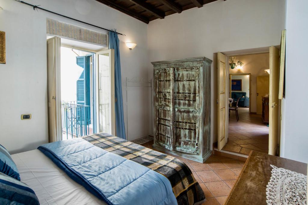 Posteľ alebo postele v izbe v ubytovaní Trevi fountain apartment