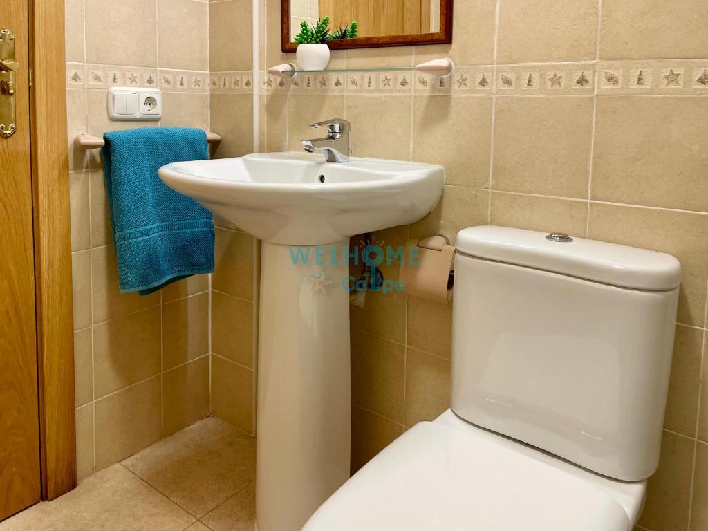 Koupelna v ubytování MANZANA bonito y cómodo apartamento con piscina