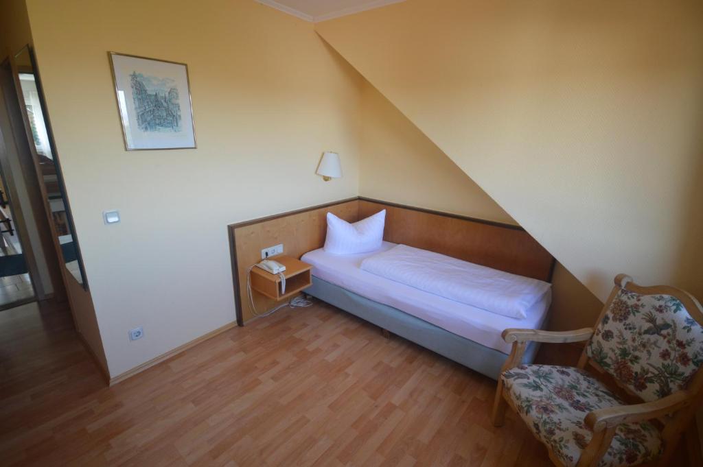 Zur Burgruine Frauenberg - Single Room